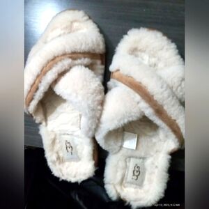 UGG ABELA DUSK FLUFF FLIP FLOP MOCASSIN SLIP ON SANDAL US 7.5 / EU 38 / UK 5.5